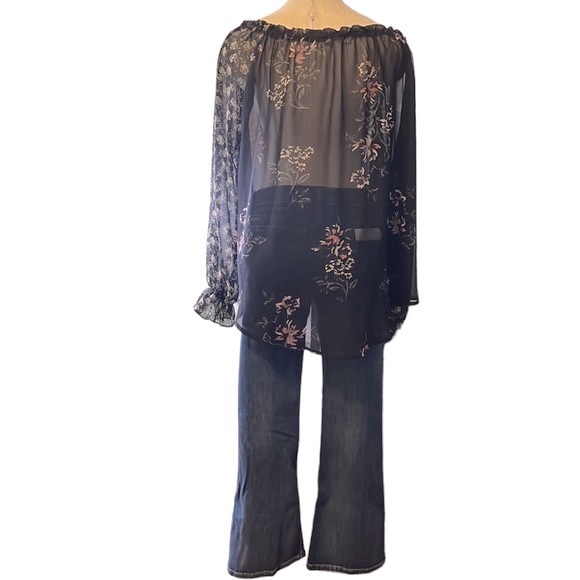ASTR 'Becky' Floral Print Sheer Top, Small - Picture 8 of 11